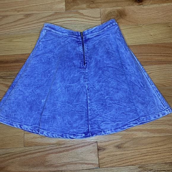 LF Dresses & Skirts - Skater skirt